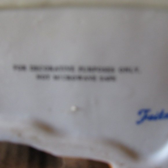 FIETZ Humpty Dumpty Teapot - Picture 3 of 4